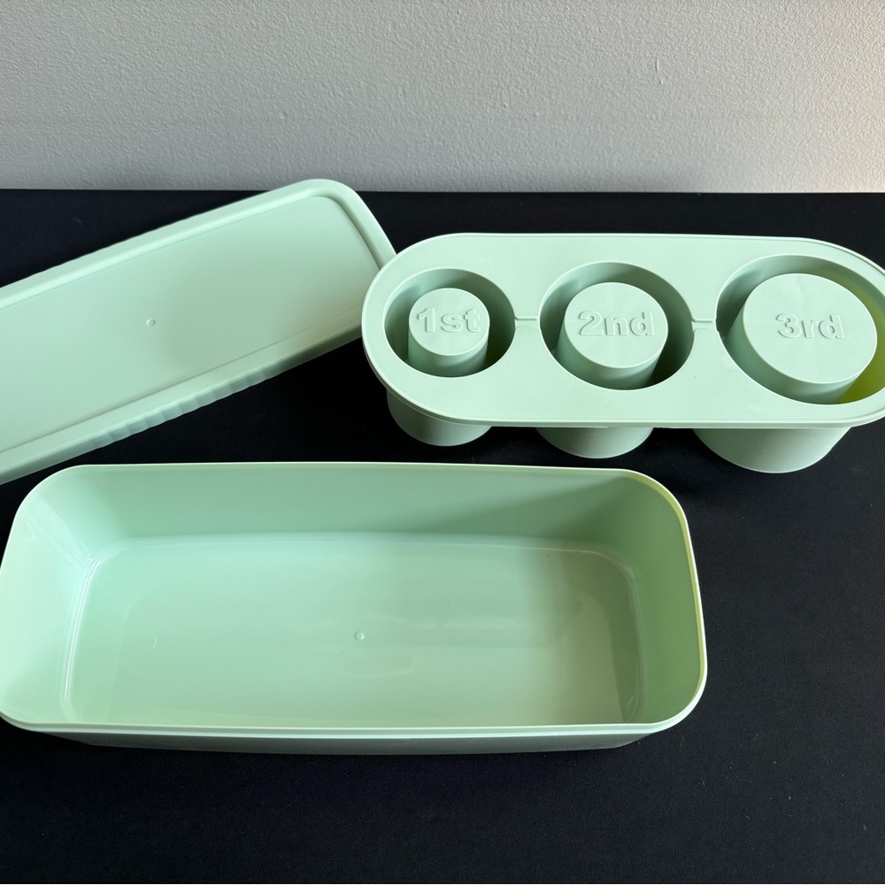 Mint Green Tumbler Ice Tray Set